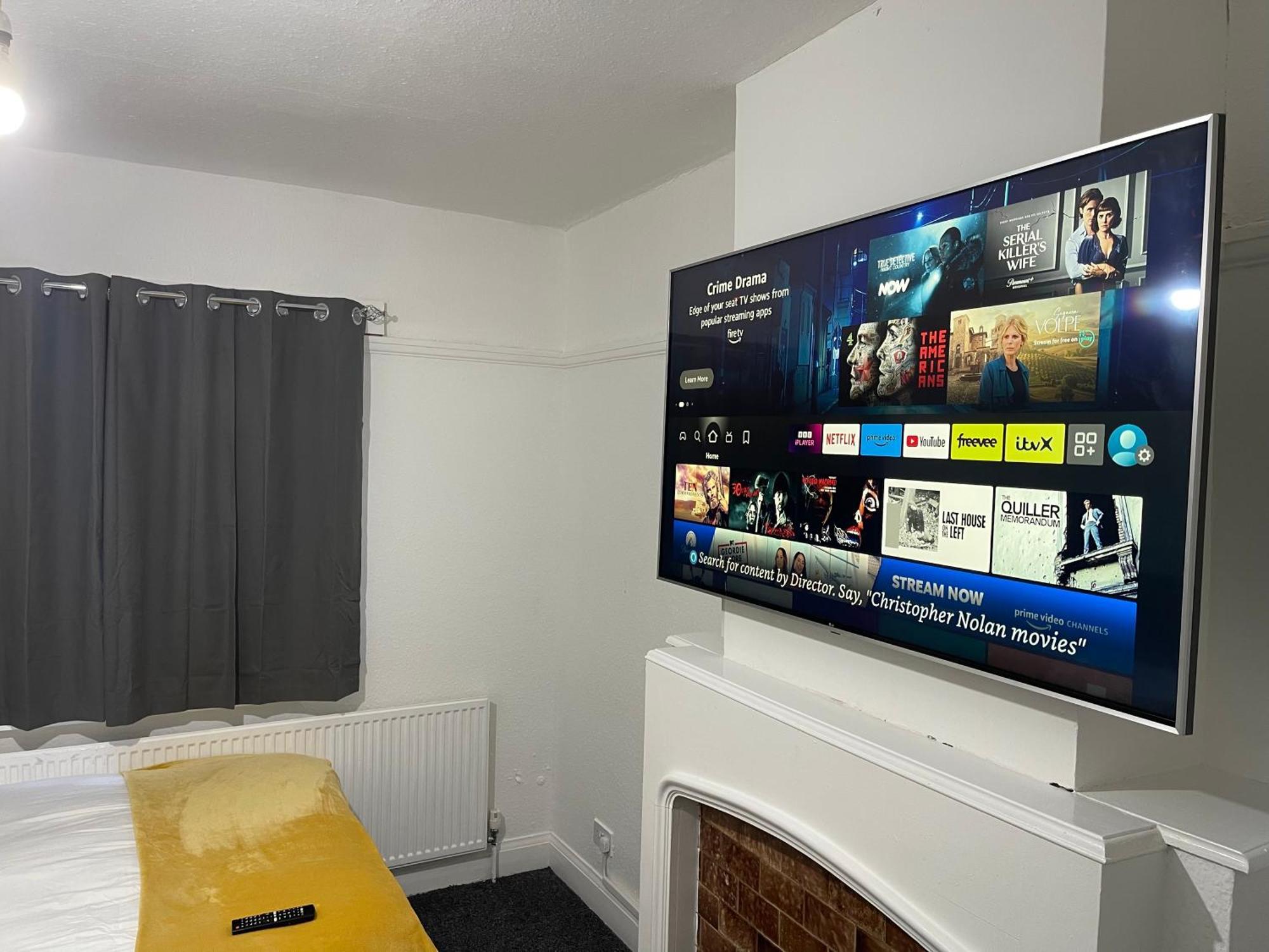 Hometel Digs Hidden Gem Large Comfy Home Can Sleep 15 Braunstone Town Εξωτερικό φωτογραφία